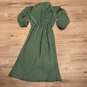 Chic Long Sleeve Green Dress